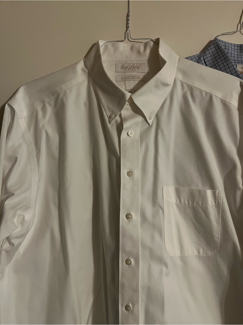 Men's Gold Label White Button-Down Dress Shirt 18x34.. never worn